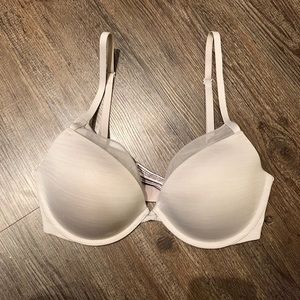 VS Padded Plunge 32DD